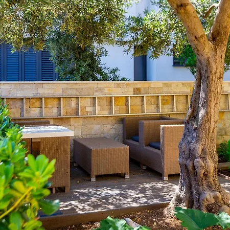 アパート Lanterna Puntamika Apt. Near *