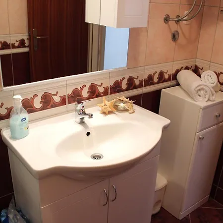 Appartamento Lanterna Puntamika Apt. Near *