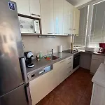 Lanterna Puntamika Apt. Near アパート *
