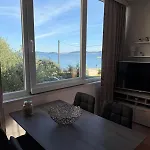 Lanterna Puntamika Apt. Near