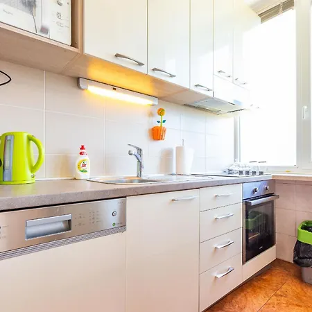 Apartment Lanterna Puntamika Apt. Near