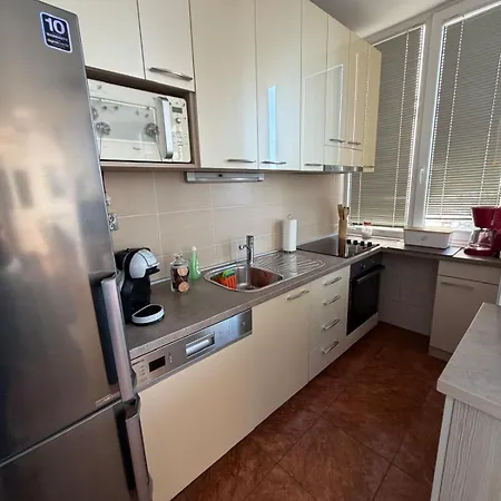 Lanterna Puntamika Apt. Near דירה *