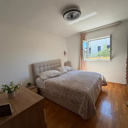 Appartement Lanterna Puntamika Apt. Near *