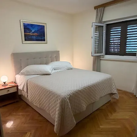 דירה Lanterna Puntamika Apt. Near *